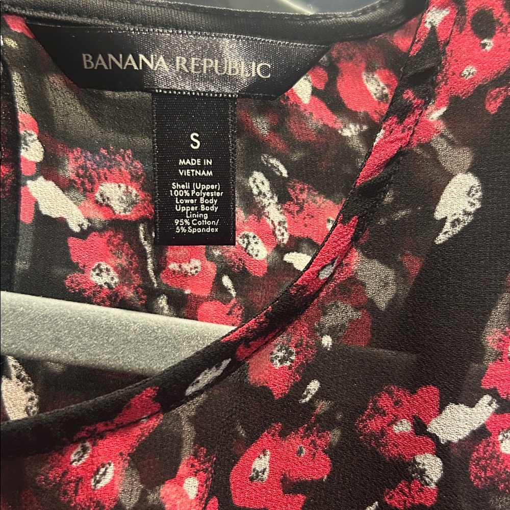 Banana Republic blouse - Picture 3 of 7